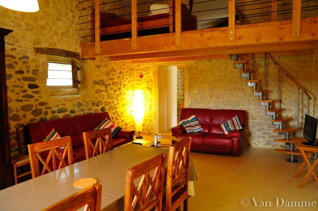 Gites Du Domaine Des Dames Vallon-Pont-dʼArc Eksteriør bilde