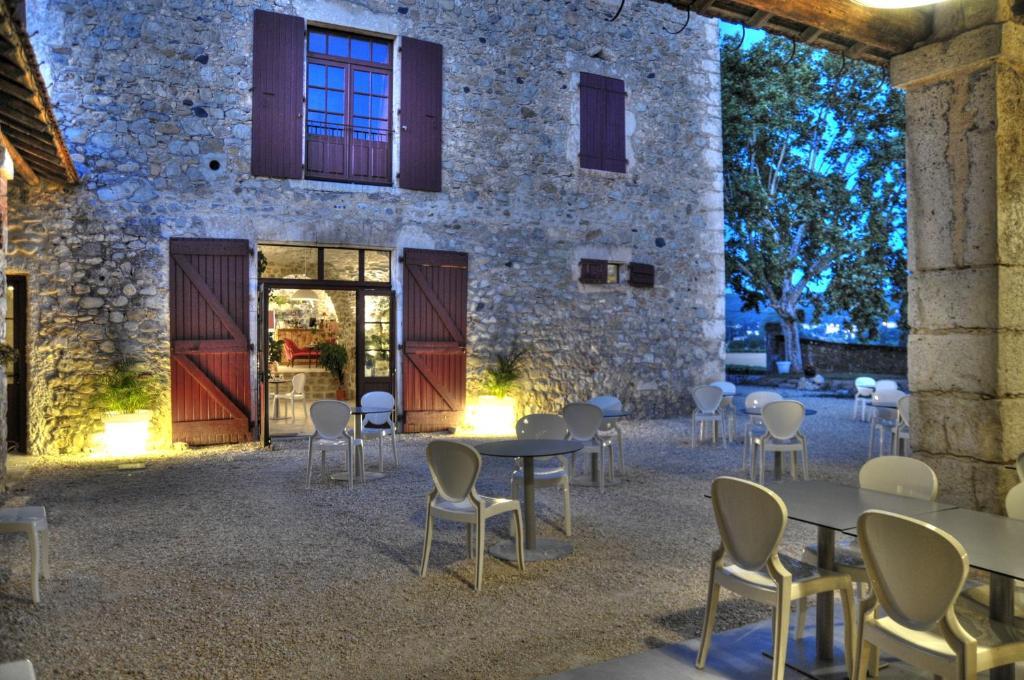 Gites Du Domaine Des Dames Vallon-Pont-dʼArc Rom bilde